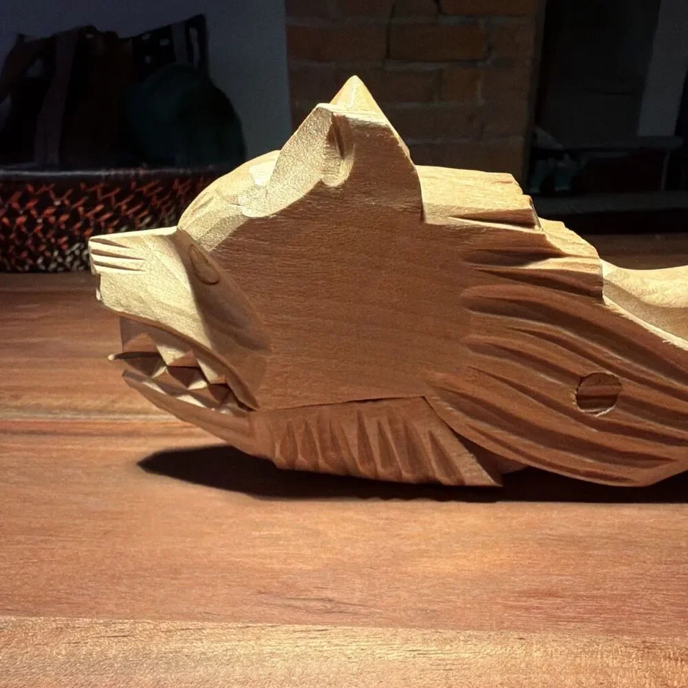 Unbranded hand carved